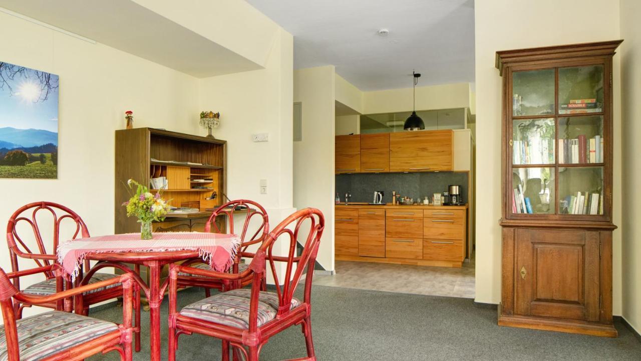 Ferienwohnung Zum Goldenen Kopf Elzach Dış mekan fotoğraf